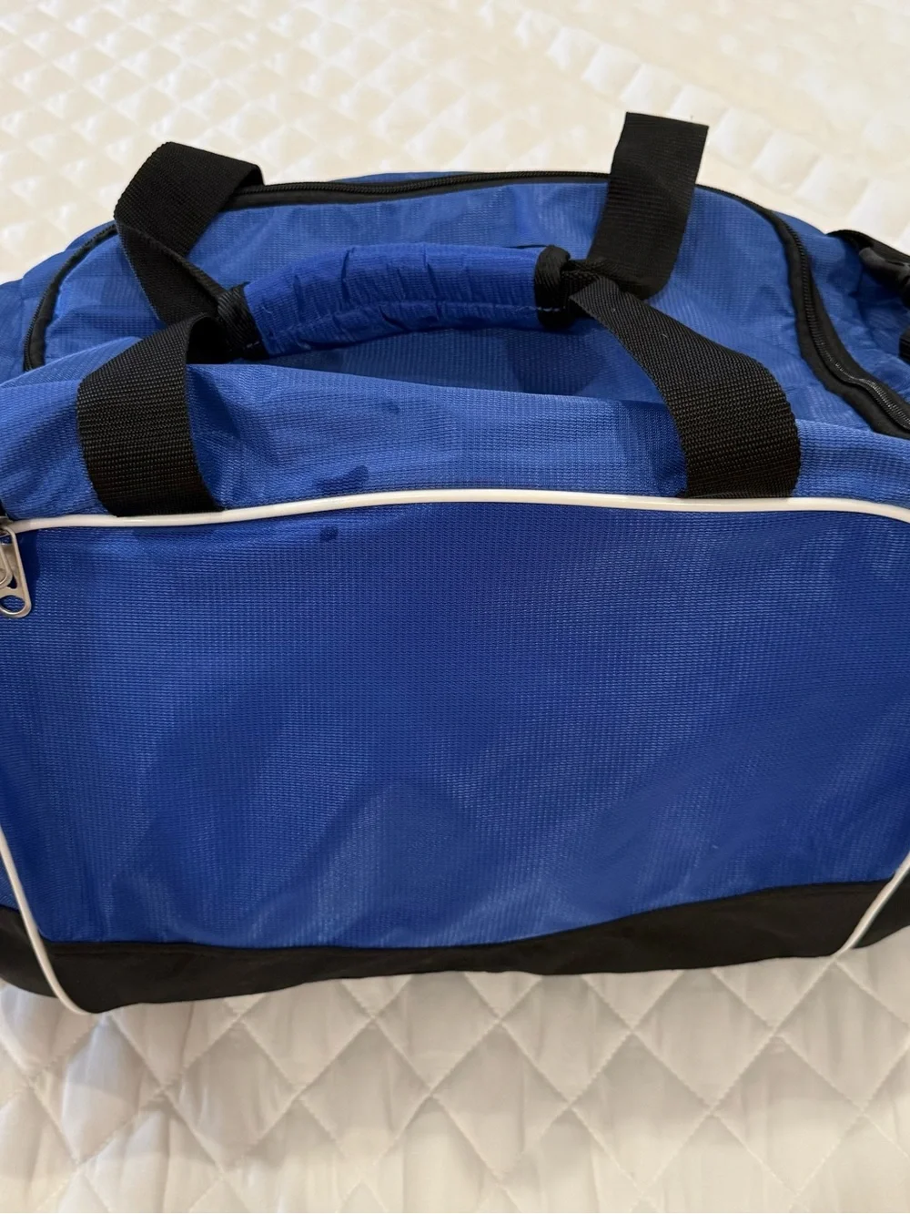 Nike Brasilia Duffel Bag Game Royal Blue Black White Gym Travel Weekender Medium
